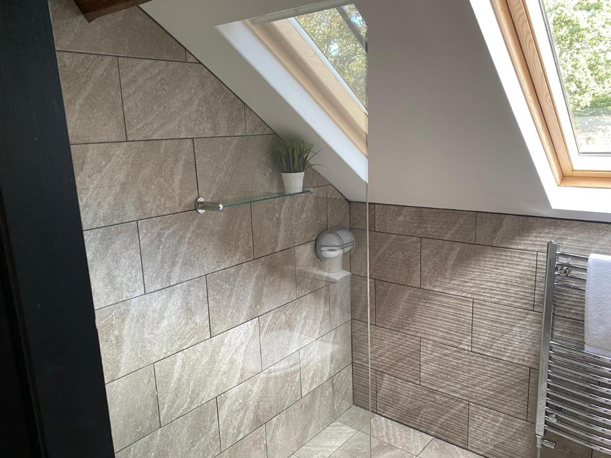Betsey Trotwood. Historic Stylish 2-Bed Cottage. Blundeston Eksteriør billede